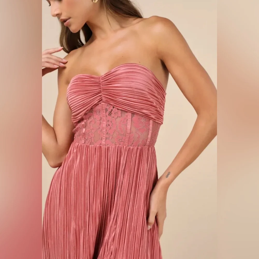 Lulus Desme Rose Pink Satin Plisse Strapless Maxi Dress M NWT - Picture 2 of 6